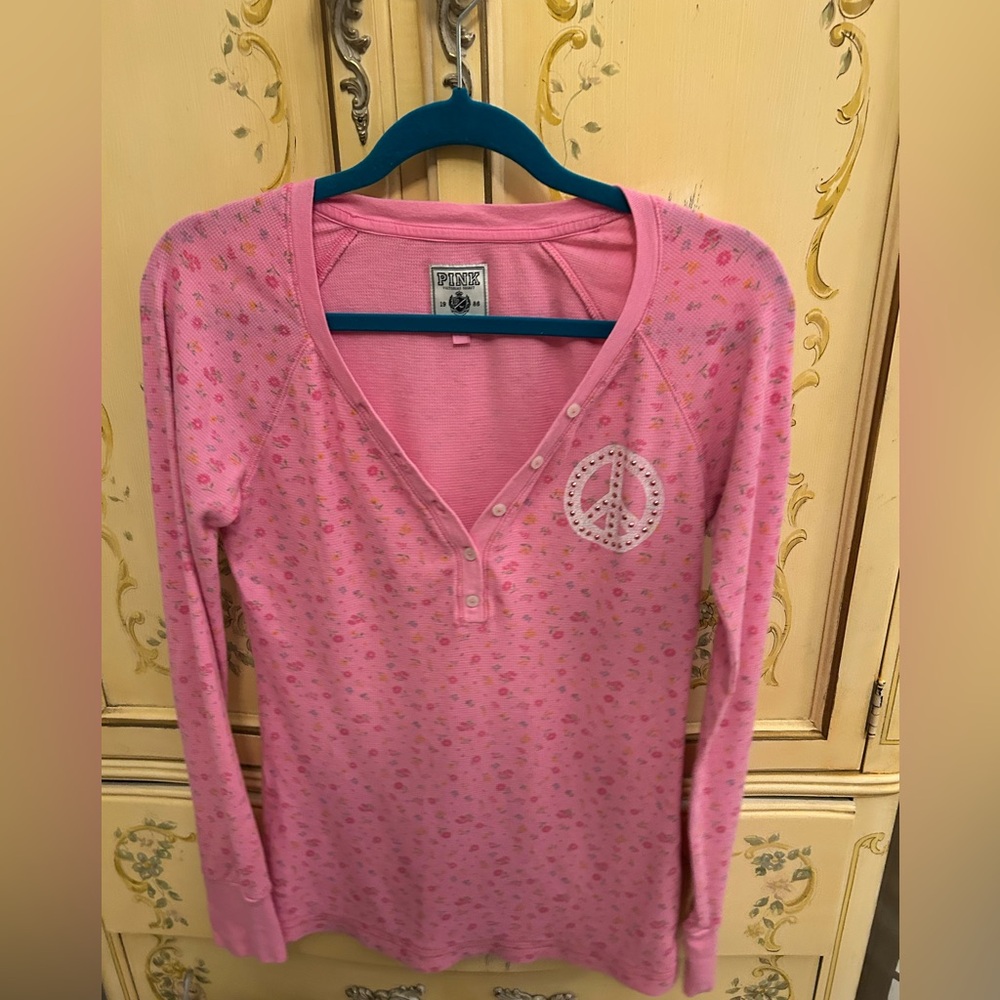Victoria’s Secret Pink thermal top vintage